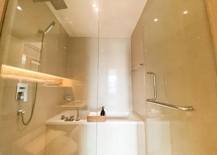 Upscale Living 1br - Ultra Fast Wifi - Phrom Phong דירה בנגקוק